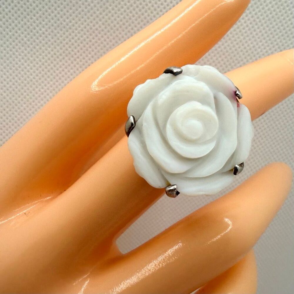 Vintage Thai Tested Sterling Silver Carved Mother of Pearl Rose Ring